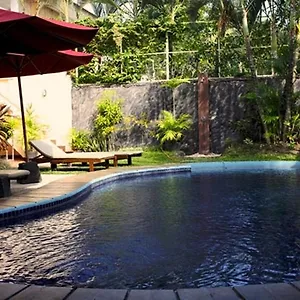 https://niramaya-villa-bali.hotelsseminyak.net